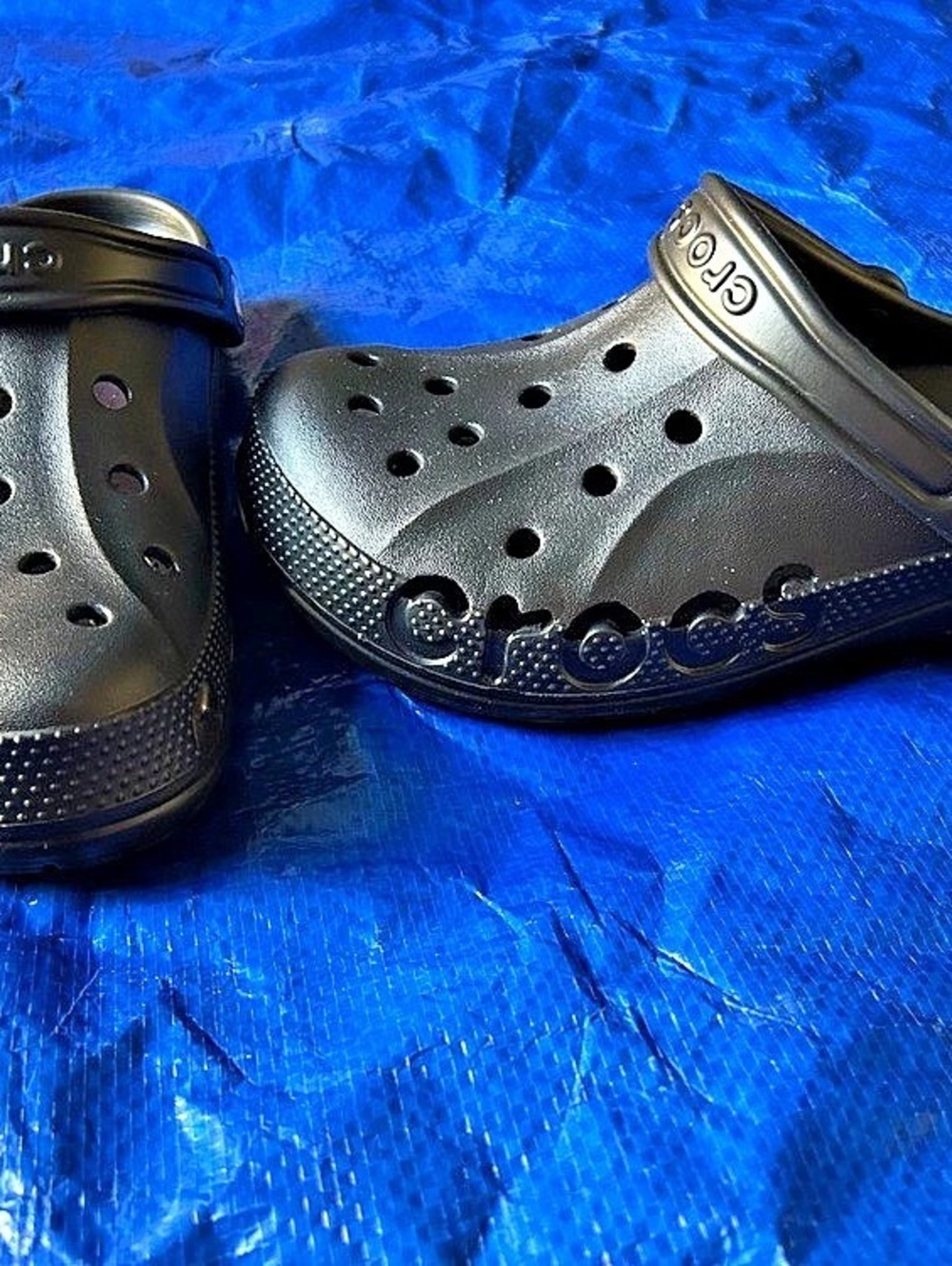 Crocs Black Clogs J6